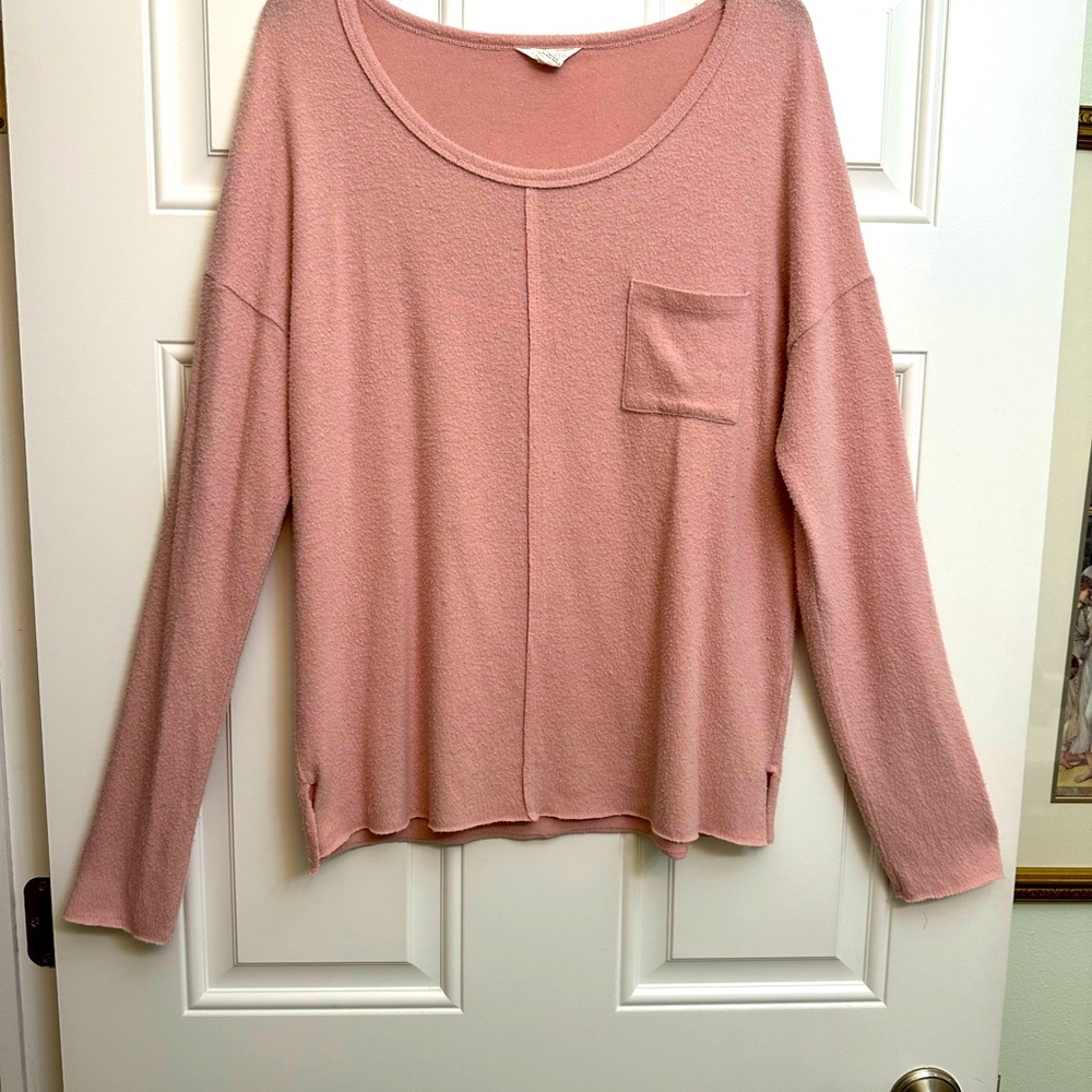 Nordstrom’s Caslon long sleeve, women’s light sweater, blush, pink, medium